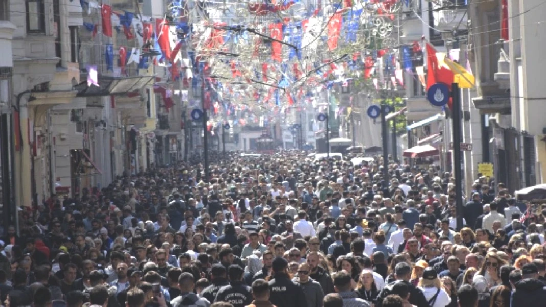 milyonlarca-asgari-ucretliyi-ilgilendiren-haber-mehmet-akif-ersoy-cifte-zam-kulisini-canli-yayinda-acikladi-1.jpg
