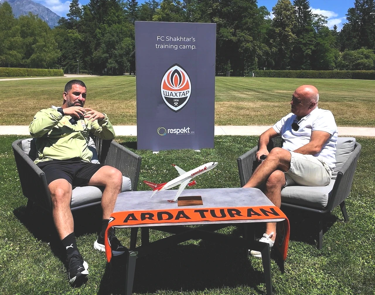 arda-turan-mehmet-arslan-1.jpg